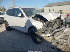 5UXWX9C37H0T21611 2017 BMW X3