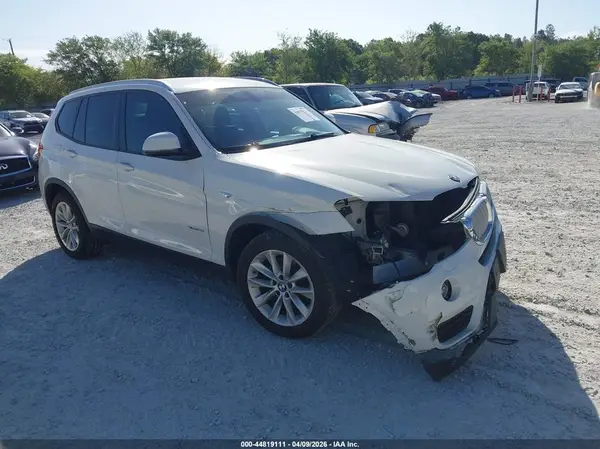 5UXWX9C37H0T23777 2017 BMW X3 - Image 1