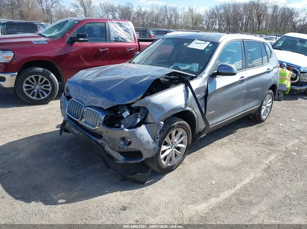 5UXWX9C37H0T25352 2017 BMW X3 - Image 2