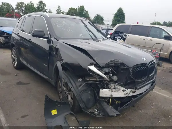 5UXWX9C37H0W67089 2017 BMW X3 - Image 1