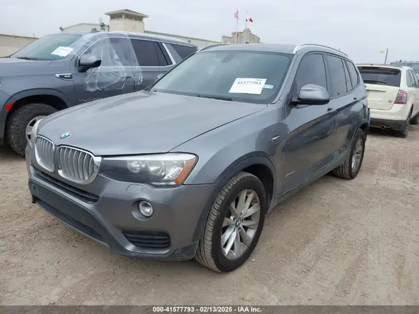 5UXWX9C37H0W72650 2017 BMW X3 - Image 2