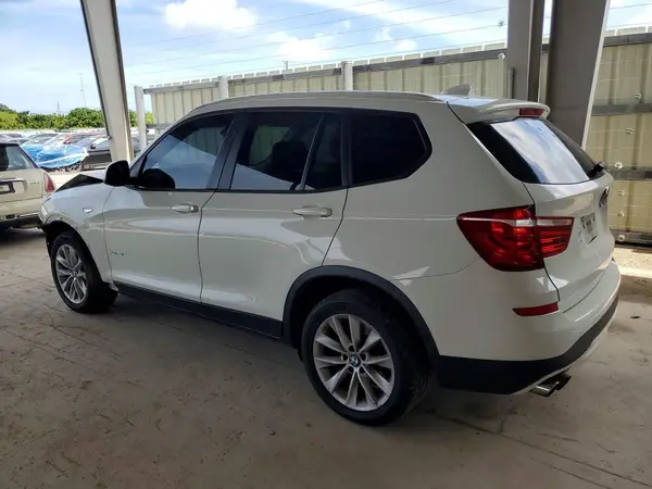 5UXWX9C38H0T21181 2017 BMW X3 - Image 2