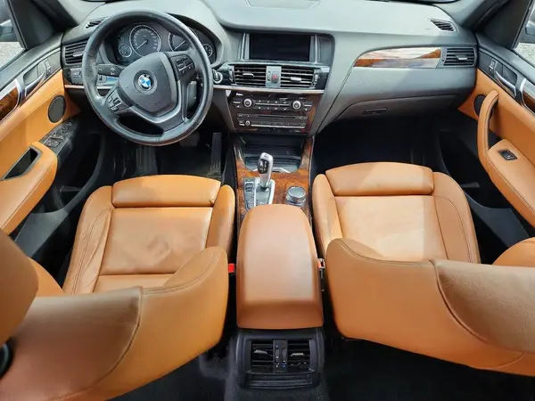 5UXWX9C38H0T21715 2017 BMW X3 - Image 8