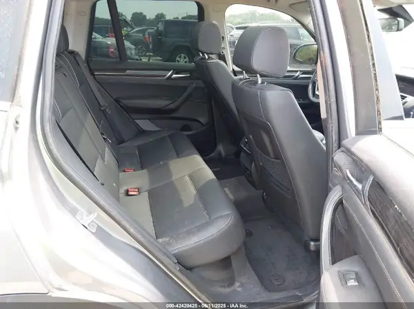 5UXWX9C38H0T22671 2017 BMW X3 - Image 8