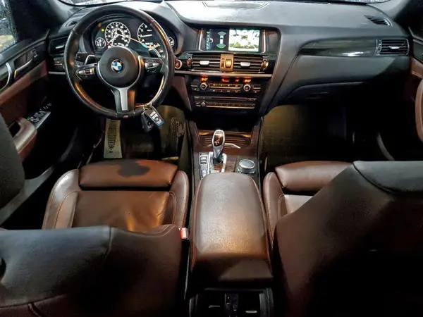 5UXWX9C38H0T23061 2017 BMW X3 - Image 8