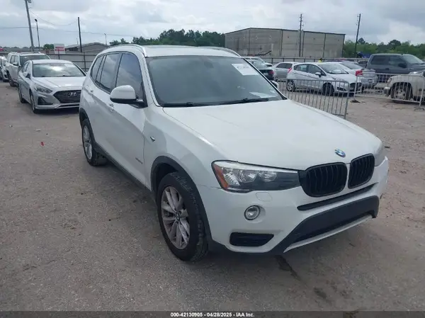 5UXWX9C38H0T23514 2017 BMW X3 - Image 1