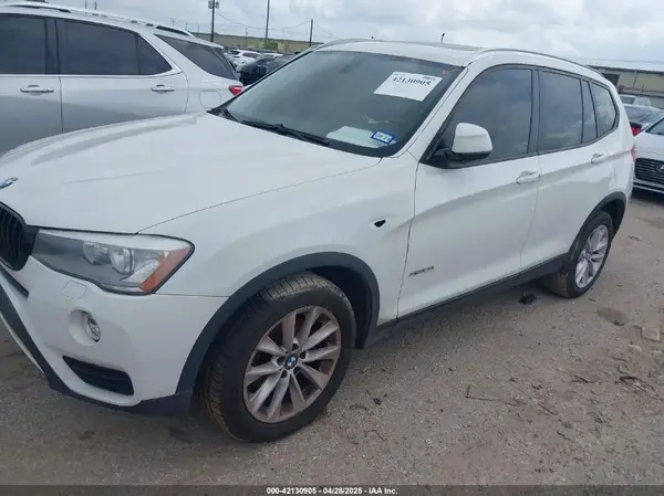 5UXWX9C38H0T23514 2017 BMW X3 - Image 2