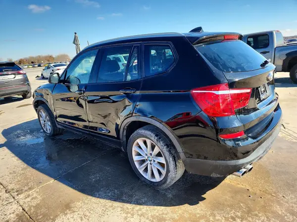 5UXWX9C38H0T23609 2017 BMW X3 - Image 2