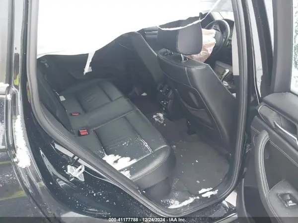 5UXWX9C38H0T25392 2017 BMW X3 - Image 8
