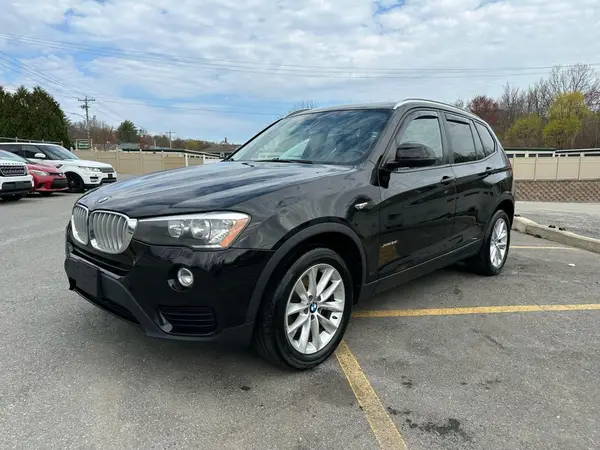5UXWX9C38H0W67134 2017 BMW X3 - Image 1
