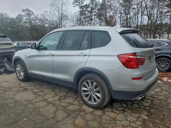 5UXWX9C38H0W68641 2017 BMW X3 - Image 2