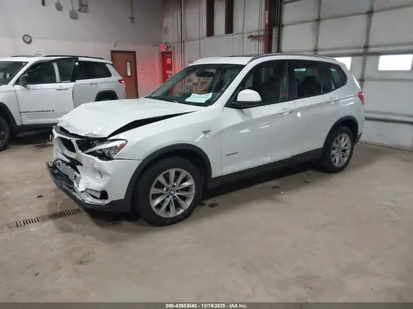 5UXWX9C38H0W69417 2017 BMW X3 - Image 2