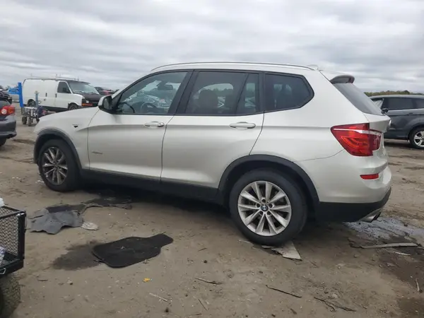 5UXWX9C38H0W69692 2017 BMW X3 - Image 2