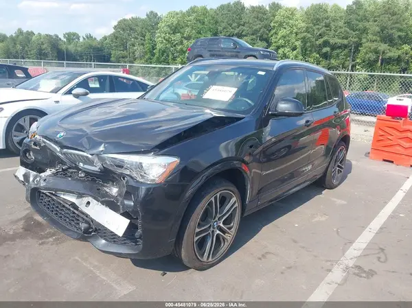 5UXWX9C38H0W70826 2017 BMW X3 - Image 2