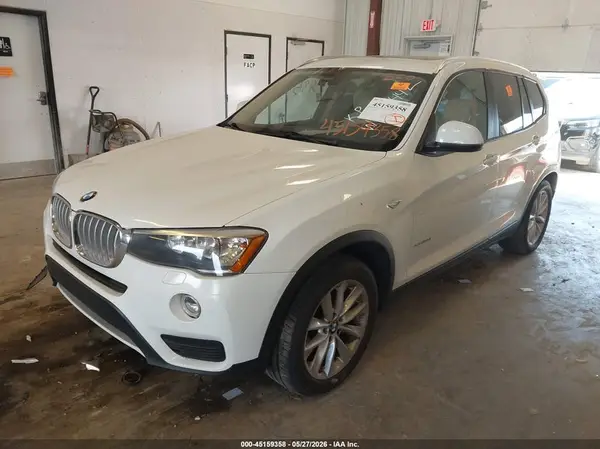 5UXWX9C38H0W72544 2017 BMW X3 - Image 2