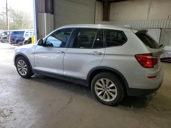 5UXWX9C39H0T18628 2017 BMW X3 - Image 2