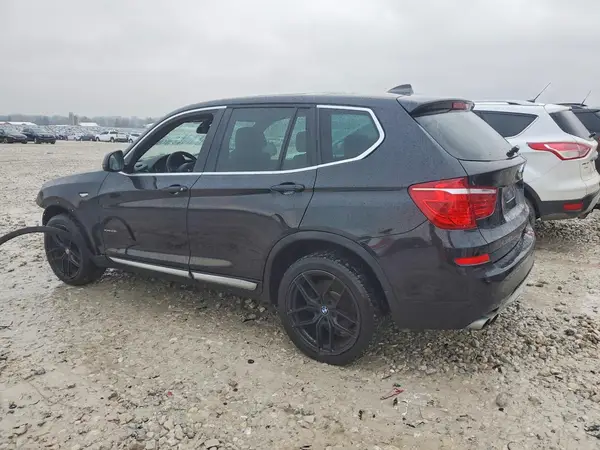 5UXWX9C39H0T19018 2017 BMW X3 - Image 2