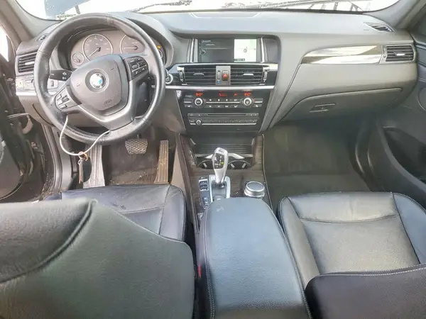 5UXWX9C39H0T19018 2017 BMW X3 - Image 8