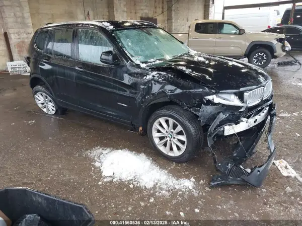 5UXWX9C39H0T22064 2017 BMW X3 - Image 1