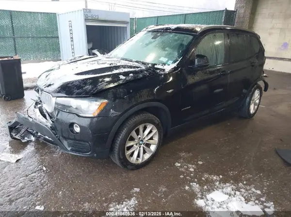 5UXWX9C39H0T22064 2017 BMW X3 - Image 2