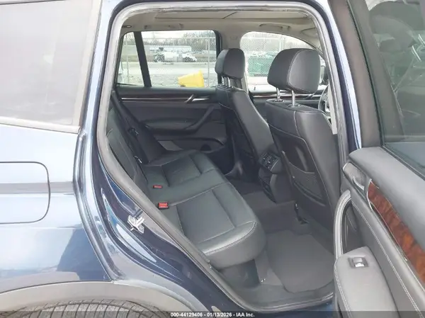 5UXWX9C39H0T22713 2017 BMW X3 - Image 8