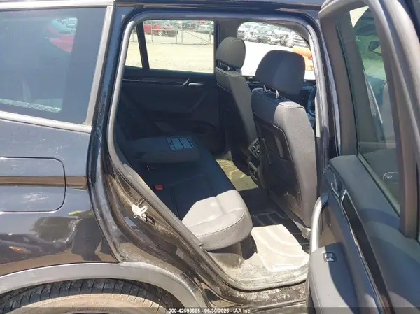 5UXWX9C39H0T23800 2017 BMW X3 - Image 8