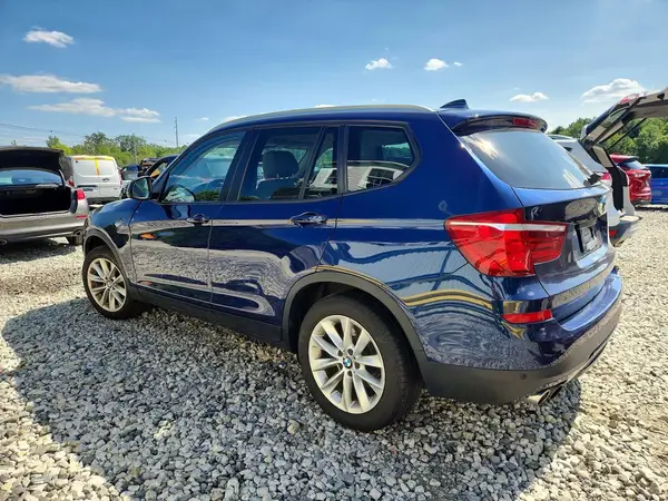 5UXWX9C39H0T23859 2017 BMW X3 - Image 2