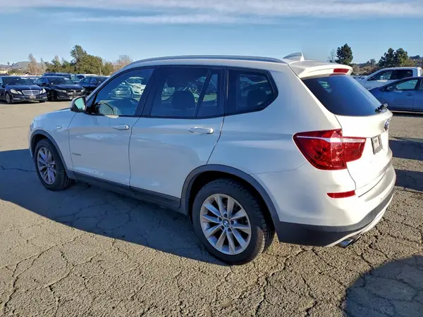 5UXWX9C39H0W69460 2017 BMW X3 - Image 2