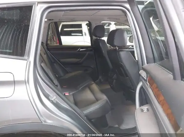 5UXWX9C39H0W73847 2017 BMW X3 - Image 8