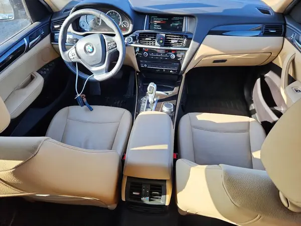 5UXWX9C39H0W74450 2017 BMW X3 - Image 8