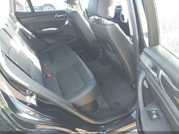 5UXWX9C39H0W74836 2017 BMW X3 - Image 8