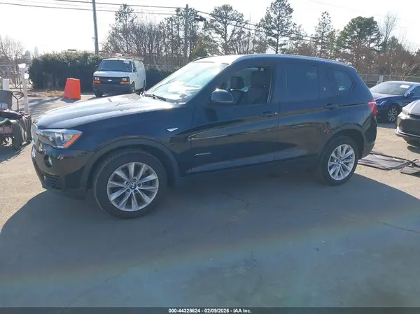 5UXWX9C39H0W78787 2017 BMW X3 - Image 2