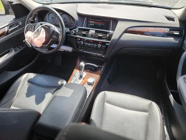 5UXWX9C39H0W78854 2017 BMW X3 - Image 8