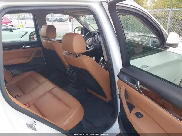 5UXWX9C39H0W79891 2017 BMW X3 - Image 8