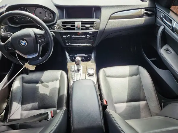 5UXWX9C3XH0T16757 2017 BMW X3 - Image 8