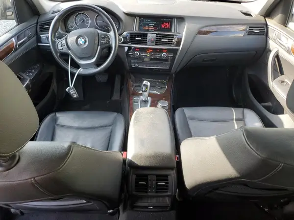 5UXWX9C3XH0W67121 2017 BMW X3 - Image 8