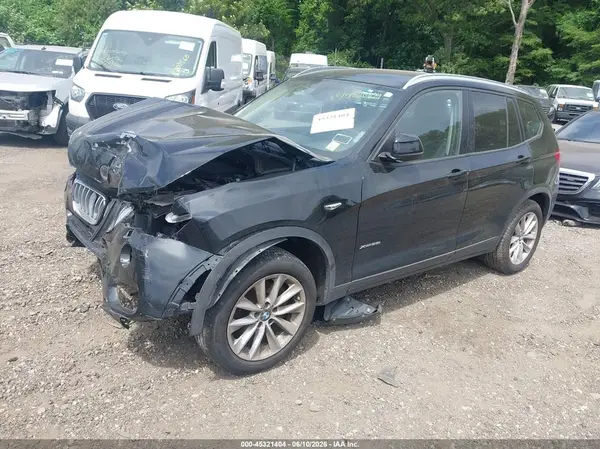 5UXWX9C3XH0W67779 2017 BMW X3 - Image 2