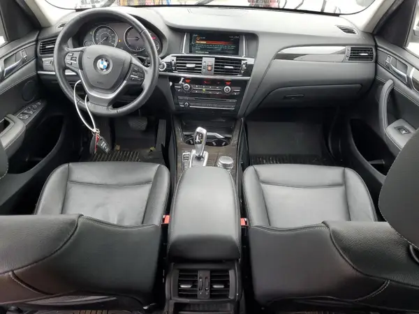 5UXWX9C3XH0W71525 2017 BMW X3 - Image 8