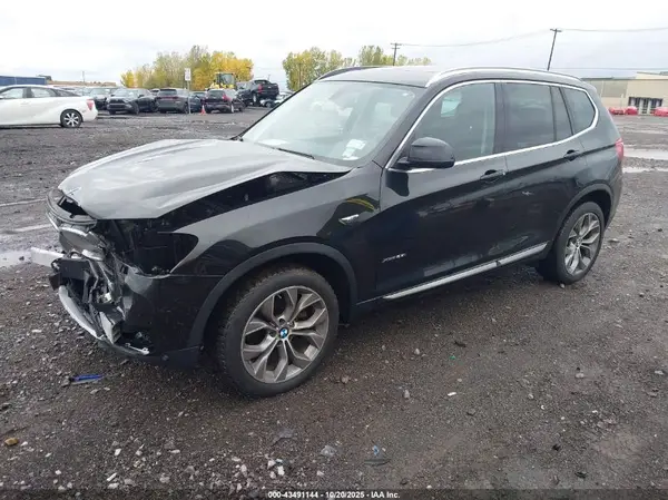 5UXWX9C3XH0W71928 2017 BMW X3 - Image 2