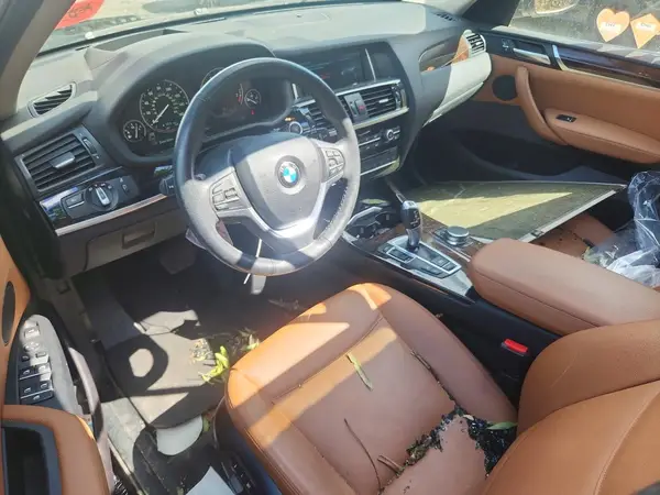 5UXWX9C3XH0W73940 2017 BMW X3 - Image 8