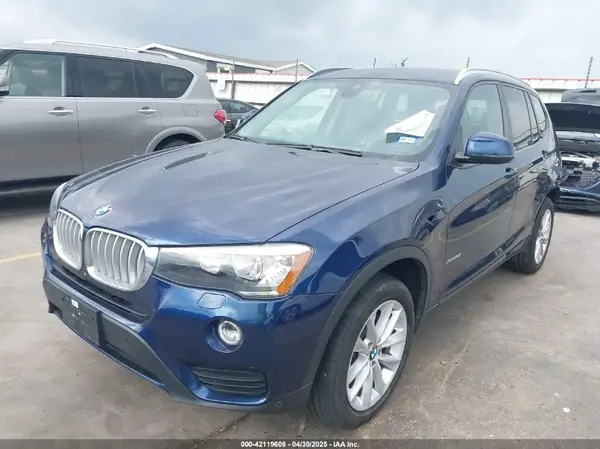 5UXWX9C3XH0W74375 2017 BMW X3 - Image 2