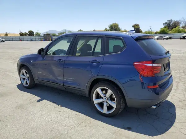 5UXWX9C3XH0W75722 2017 BMW X3 - Image 2