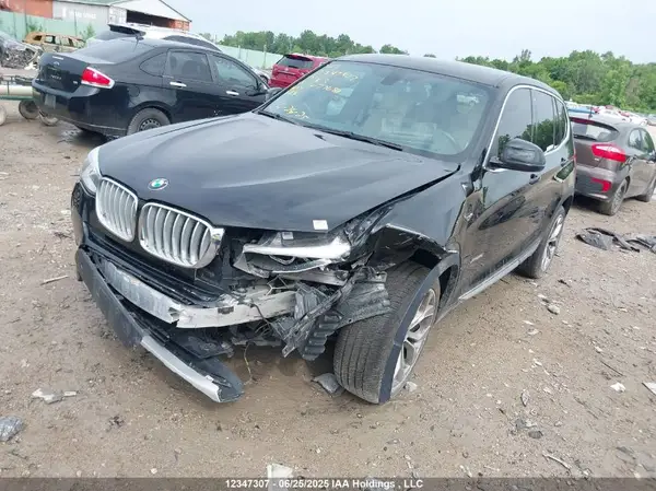 5UXWX9C3XH0W77681 2017 BMW X3 - Image 2