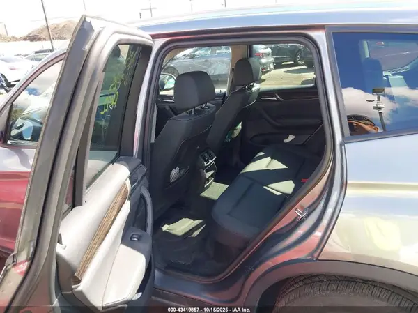 5UXWX9C50G0D74671 2016 BMW X3 - Image 8
