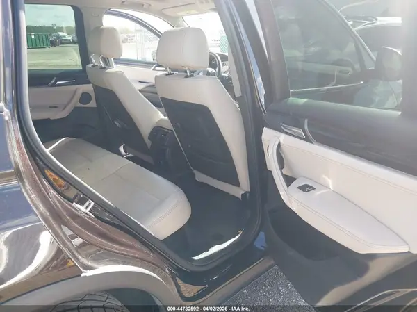 5UXWX9C50G0D80082 2016 BMW X3 - Image 8