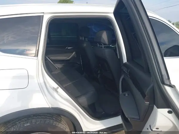 5UXWX9C50G0D86268 2016 BMW X3 - Image 8