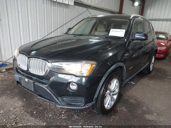 5UXWX9C50H0D96154 2017 BMW X3 - Image 2