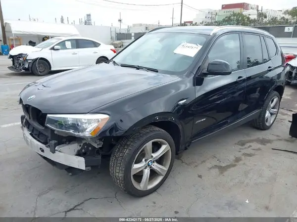 5UXWX9C50H0D98924 2017 BMW X3 - Image 2