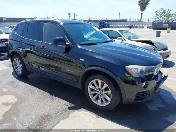 5UXWX9C50H0D98972 2017 BMW X3 - Image 1