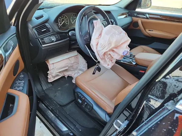 5UXWX9C50H0T01931 2017 BMW X3 - Image 8
